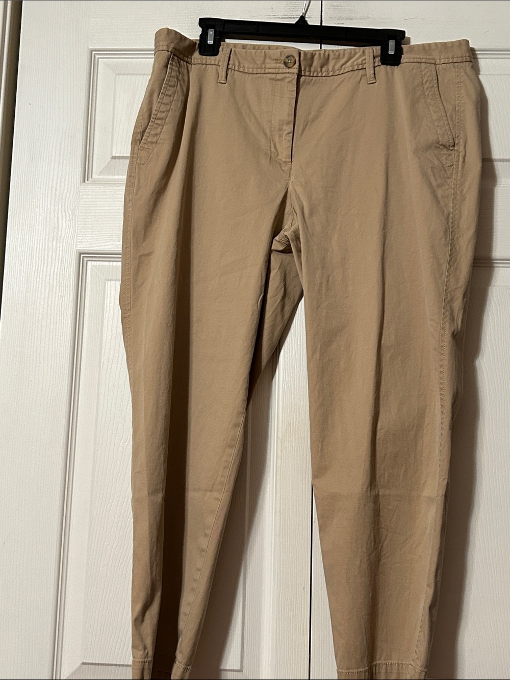 Talbots 16P Girlfriend Chino Pants in Khaki